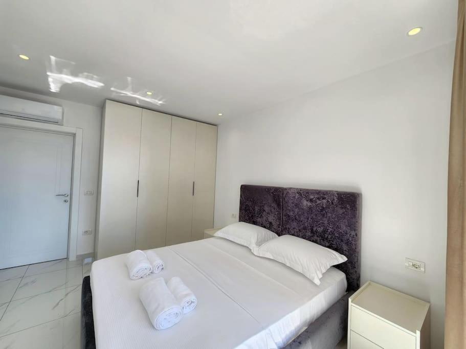 Tirana City Center Penthouse Oasis Екстериор снимка