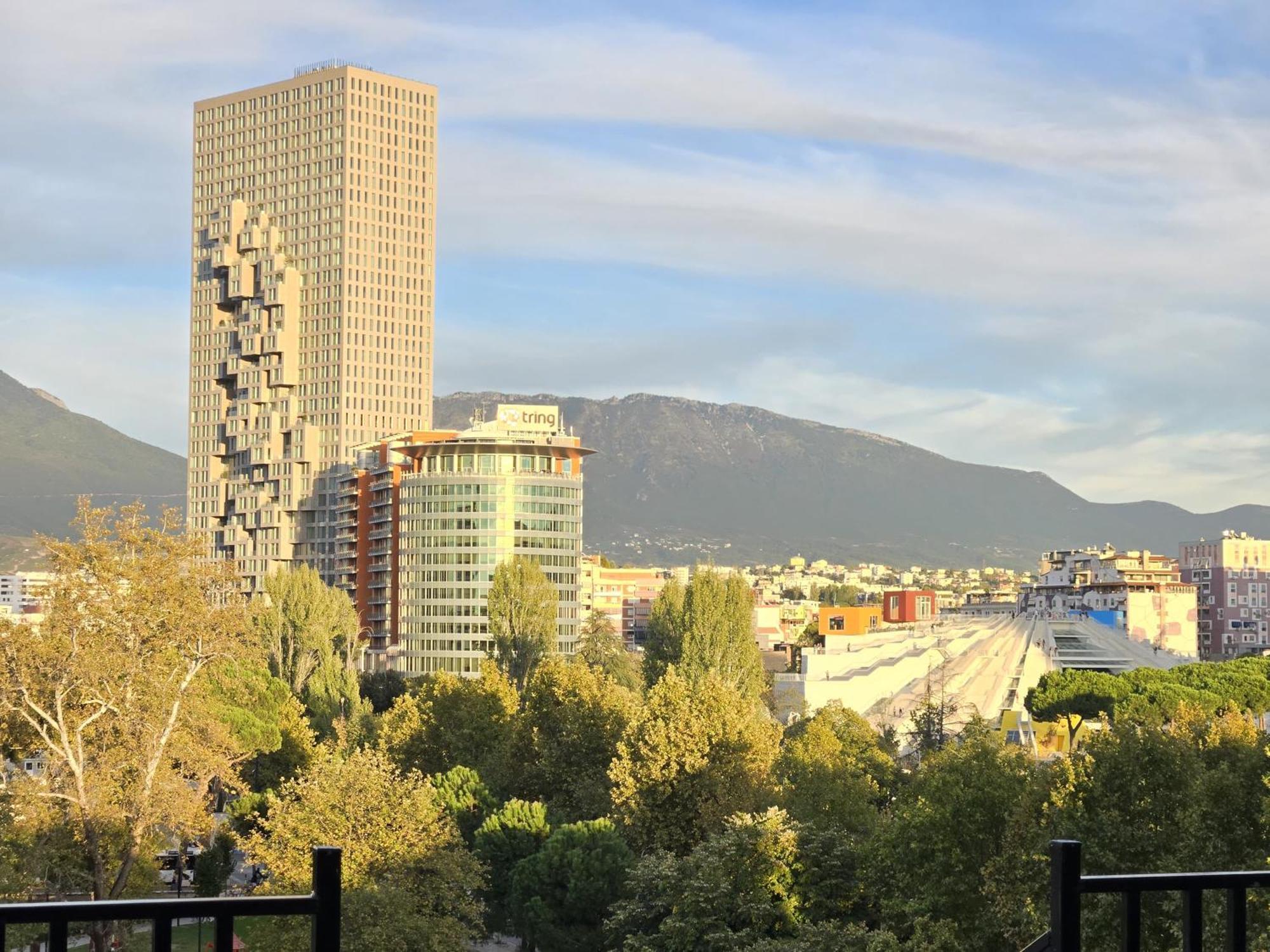 Tirana City Center Penthouse Oasis Екстериор снимка